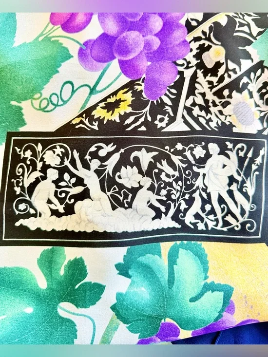 LEONARD Paris 100% Silk Scarf Baroque Arrangement Stringed Instrument Peony Navy - Picture 14 of 16